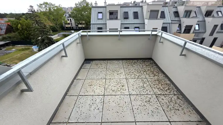 Coole DG-Wohnung mit 2 Terrassen und Fußbodenkühlung!!