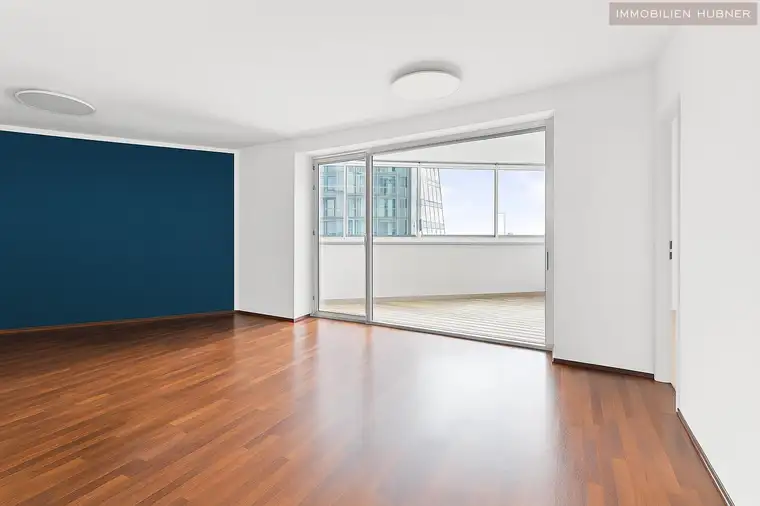 Kerstin Fried, Hubner Immobilien GmbH