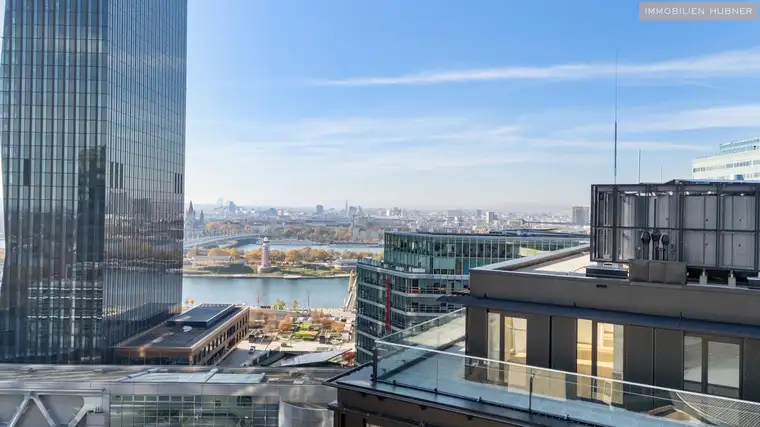 Robert Fried, Hubner Immobilien GmbH