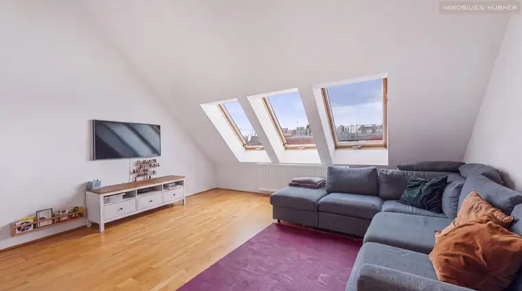 Über den Dächern des 7. Bezirks. Exklusive Dachgeschoßwohnung mit Terrasse in der Burggasse!