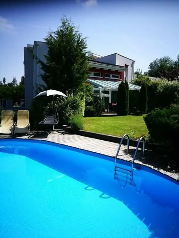Architektenvilla mit großem Garten und Pool | Doppelgarage und Carport | 9161 Maria Rain