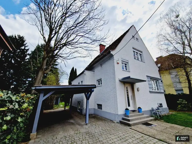 Tolles Einfamilienhaus mit großzügigem Garten zu vermieten!