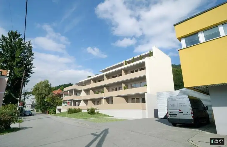 NEUBAU! Schöne 2-Zimmer-Wohnung mit Balkon und Tiefgaragenstellplatz in Top-Lage inkl. Heizkosten - zu vermieten! Geidorf!