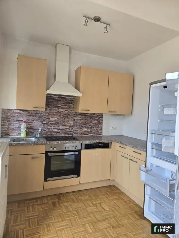 Zentrale 3-Zimmer-Wohnung mit Balkon AB SEPTEMBER
