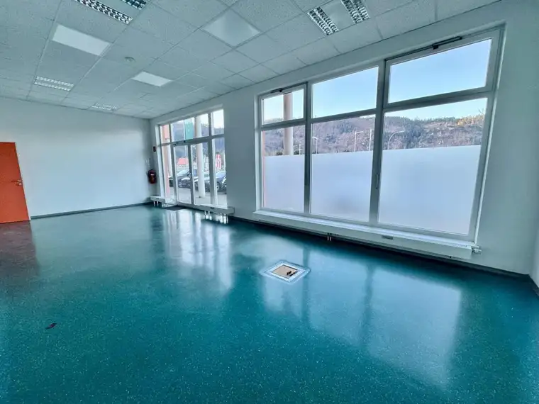 Büro mit Auslage im Gewerbezentrum Leoben | 2 Räume | IMS Immobilien KG