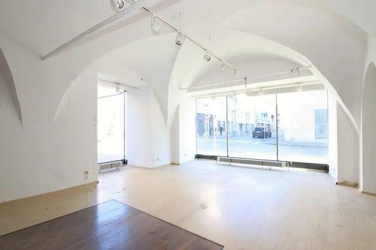Leoben Zentrum | großzügiges Geschäftslokal mit Büro und Lager | IMS IMMOBILIEN KG