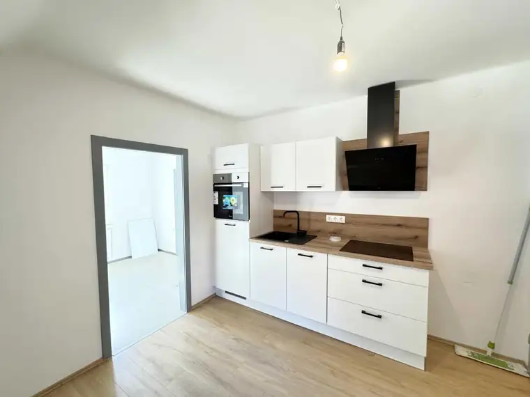Neu sanierte 2-Zimmer Eigentumswohnung | Mansardenwohnung | Trieben | IMS Immobilien KG