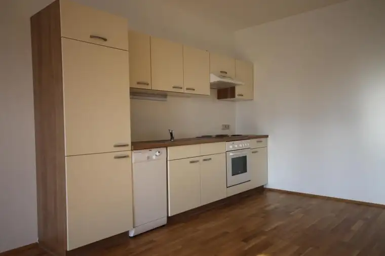 2-3 Zimmer Mietwohnung mit Balkon in Hall IMS IMMOBILIEN KG