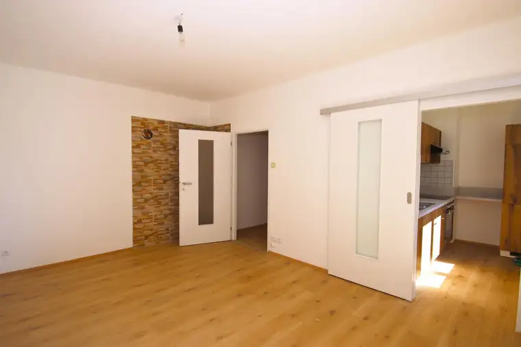 Leoben-Göss | teilsanierte 3-Zimmer Mietwohnung mit Balkon | IMS Immobilien KG