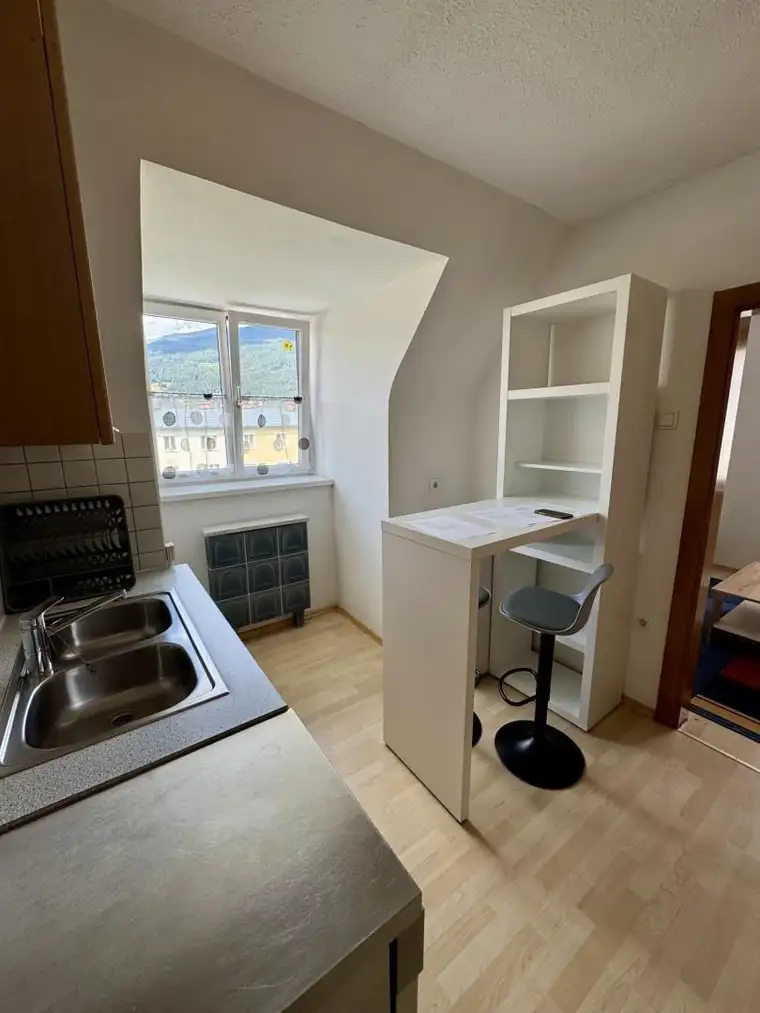 Teilsanierte 2-Zimmer Eigentumswohnung | Mansardenwohnung | Trieben | ab 01.08.2026 frei Verfügbar IMS Immobilien KG