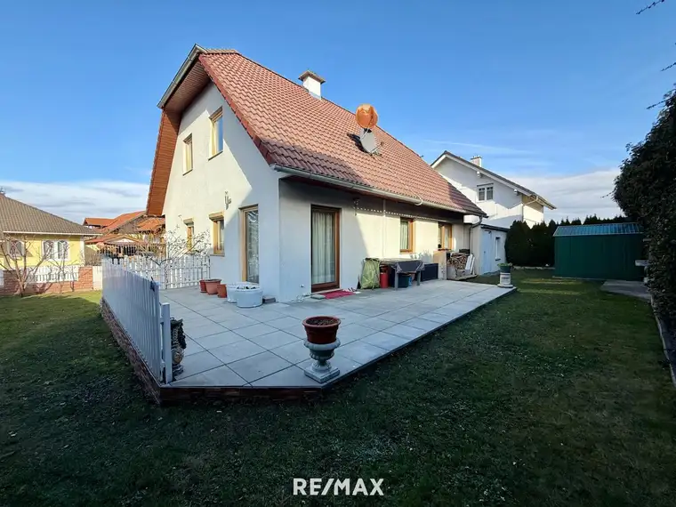 EINZIEHEN &amp; WOHLFÜHLEN! Einfamilienhaus in beliebter Lage!