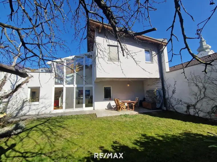 Einfamilienhaus in Gainfarn!
