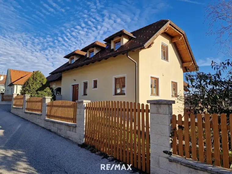 Einfamilienhaus mit traumhaftem Ausblick in St. Veit a.d. Triesting