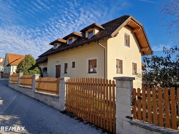 Einfamilienhaus mit traumhaftem Ausblick in St. Veit a.d. Triesting