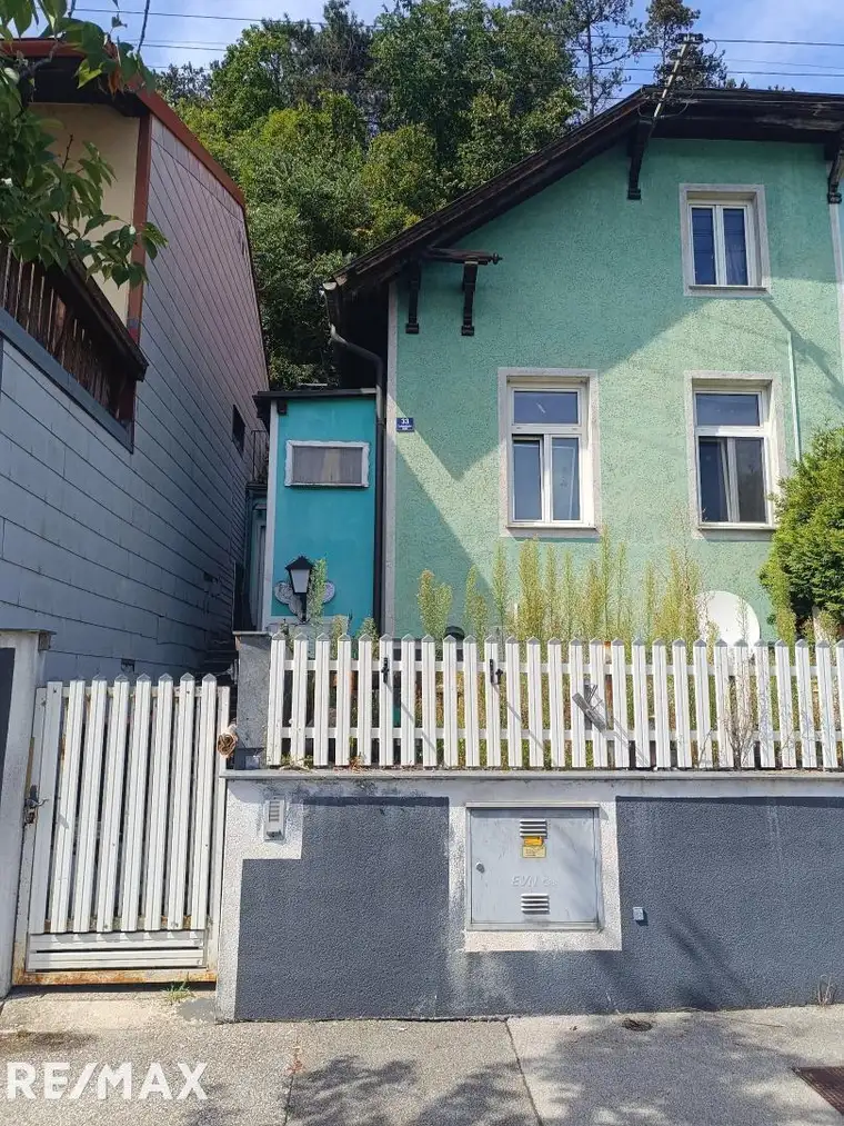 DOPPELHAUSHÄLFTE IN BERNDORF ZUM KAUF