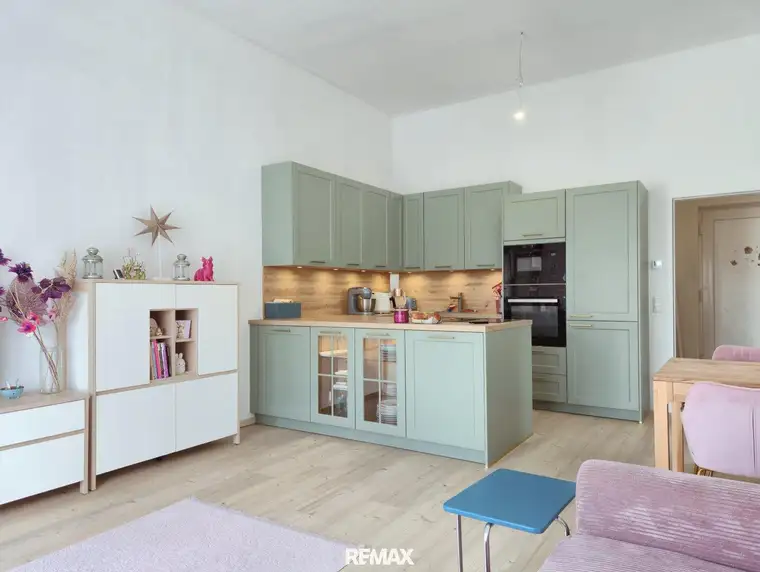 Neubau 2025: moderne 3-Zimmer-Wohnung – sonniger Balkon + Eigengarten + 2 Kfz-Stellplätze!
