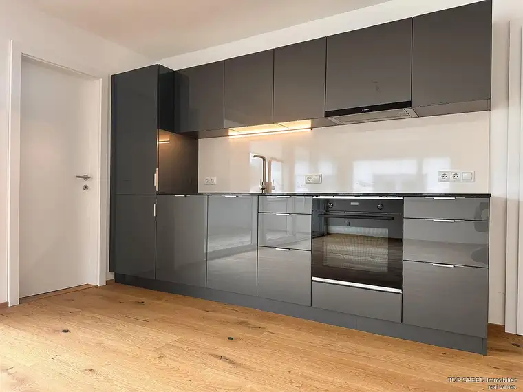 Moderne 77m² Eigentumswohnung in erstklassiger und zentraler Lage - Südbalkon, 2 Schlafzimmer