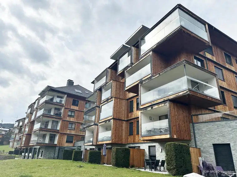 84,52 m² Anlage-Apartment in der SUN LODGE – Wellness, Sauna, SwimmingpoolTop Aussicht, Sonnenseite
