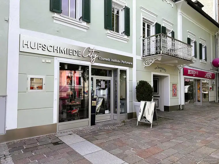 Attraktive Geschäftsfläche im Herzen von Schladming zu vermieten, AAA-Lage am Hautplatz