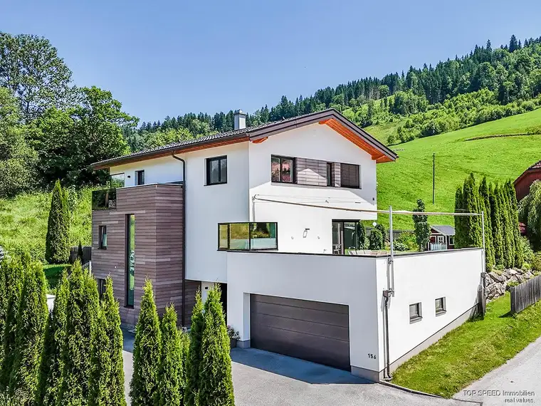 Einfamilienhaus in Toplage: 213 m² Wohnfläche, Terrasse, Garten und hochwertige Ausstattung