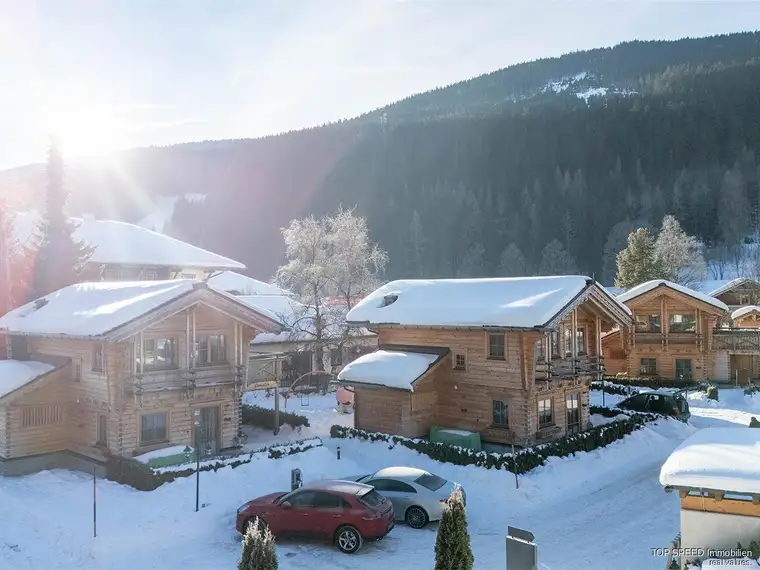 Chalet in Filzmoos SKI IN/SKI OUT- Investment mit touristischer Vermietung und TOP Rendite