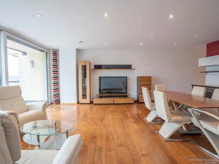 Sonnige 80 m² Wohnung mit Weitblick – 2 Schlafzimmer, Top Lage in Radstadt