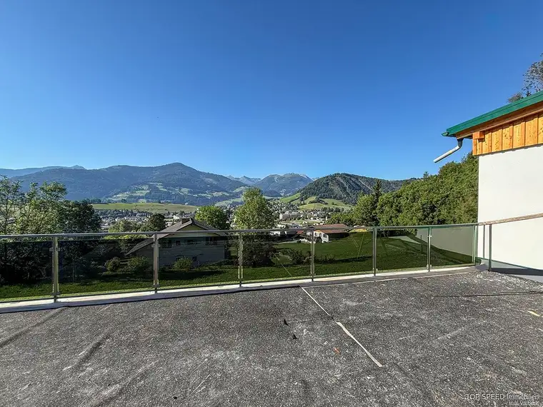 131,28m² Voll möbliertes Premium-Anlage-Apartment über zwei Etagen und XXL-Südterrasse