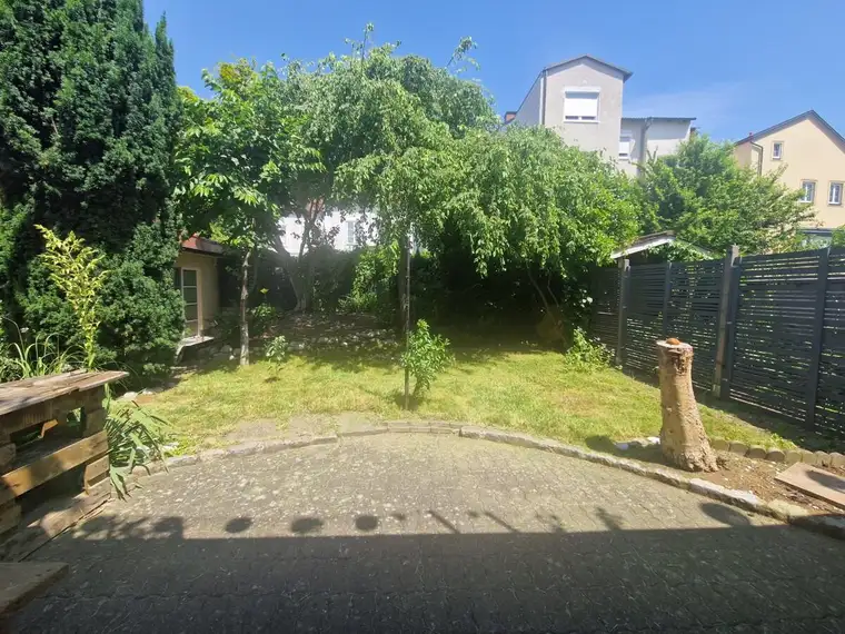ALTSTADTJUWEL MIT GARTEN