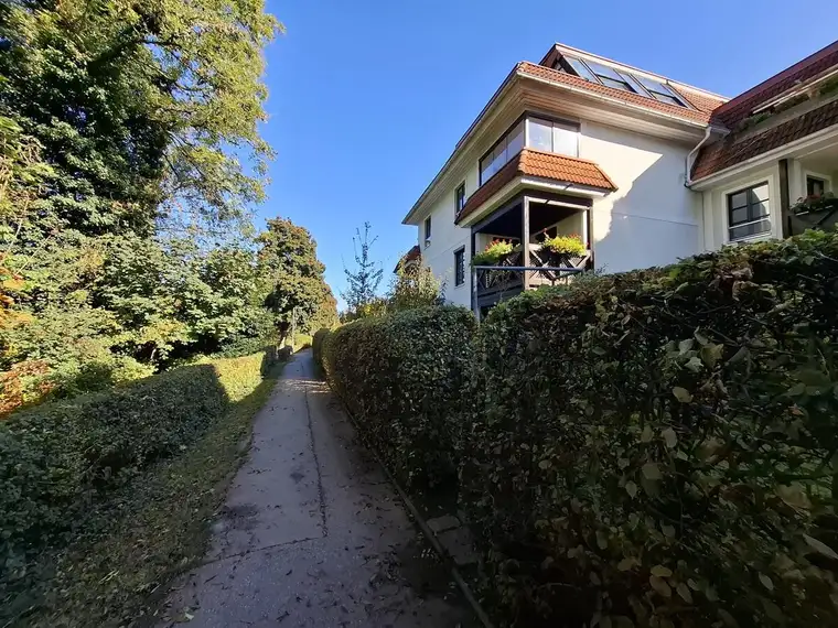 MIETWOHNUNG AM BERGERWEG - KLEIN &amp; FEIN MIT TRAUMHAFTEN ENNSBLICK