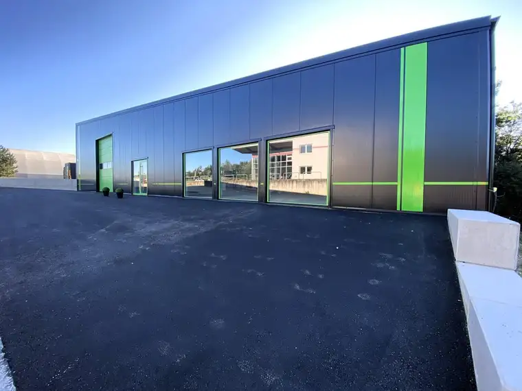 NEUBAU GEWERBEIMMOBILIE in Vestenthal *Passend als Werkstatt, Lagerhalle, Büro oder Verkaufsfläche