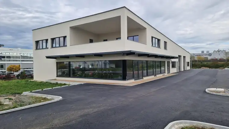 BÜRO MIT TERRASSE IM STADTGUT STEYR!