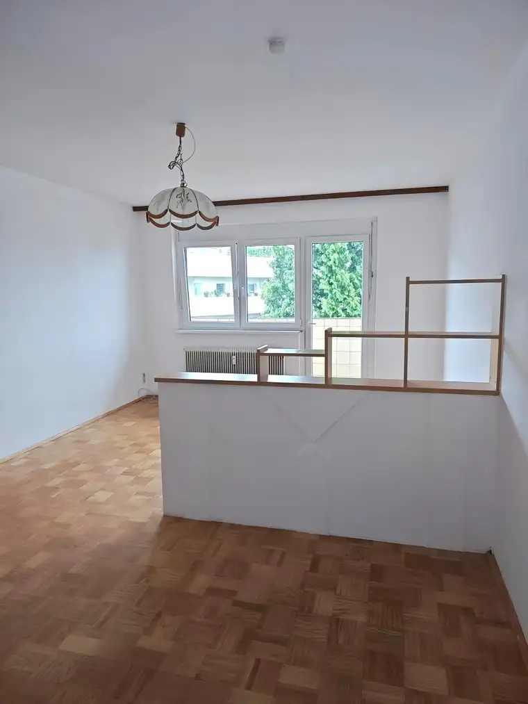 Charmante 2-Zimmer-Wohnung mit Balkon in ruhiger Lage
