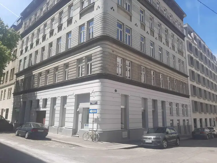 GASSENLOKAL - NÄHE REINPRECHTSDORFERSTRASSE! Unbefristete 100 m2, Große Verkaufsfläche, Teeküche, WC, Gesamtmiete 1.480,--