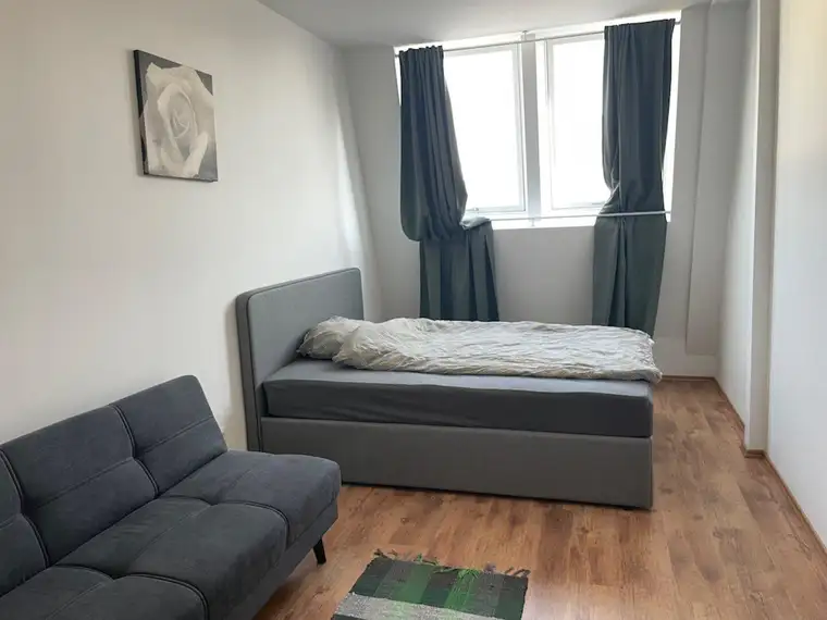 Neubau-Apartment in repräsentativen Gründerzeithaus