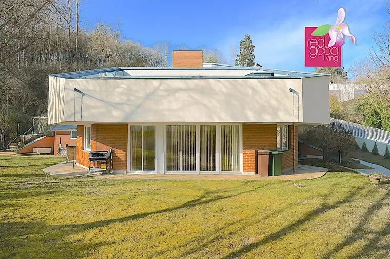 Exklusive Villa mit Pool, Terrassen, Wintergarten &amp; Garage mit ca. 100 m² in Klosterneuburg-Weidling