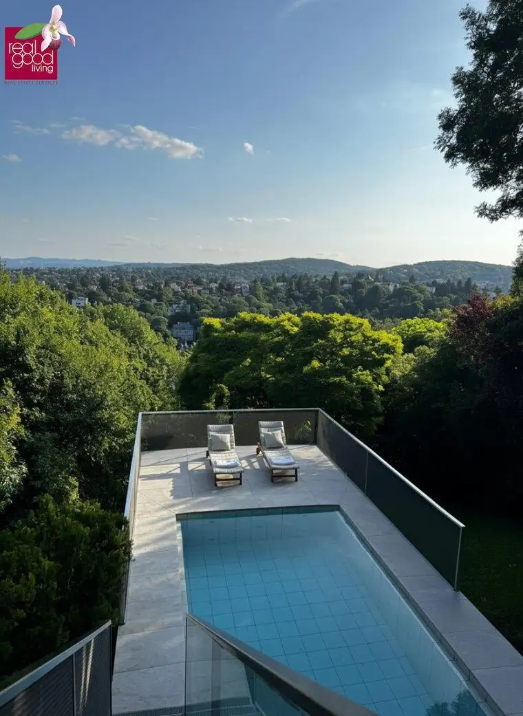 Wohngenuss mit Traumfernblick: Teilmöblierte Traumvilla mit Outdoorpool, Garten, Sauna, Jacuzzi Indoor, Tischtennistisch, uvm.