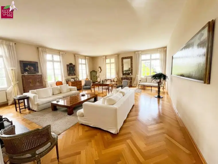 Exquisites Wohnen im Glanzingpark – repräsentative 7-Zimmer-Residenz mit privatem Spa-Gefühl