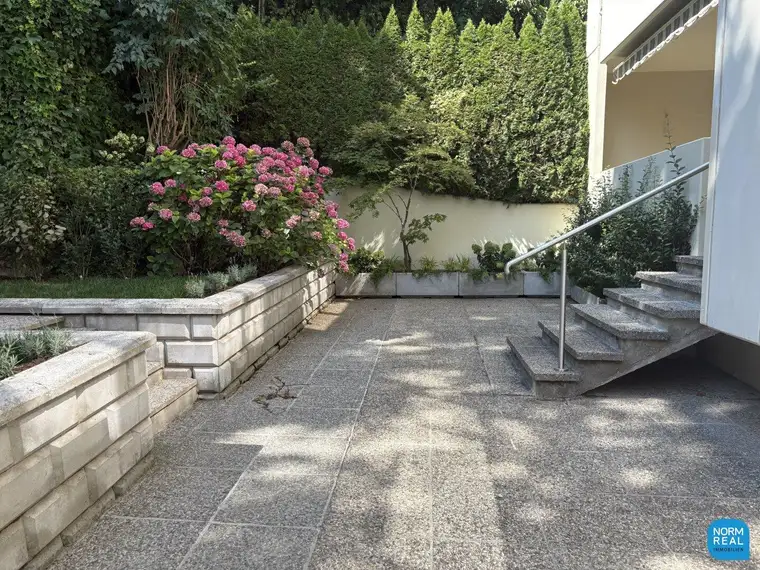 Ursula Kumposcht, Normreal Immobilien GmbH