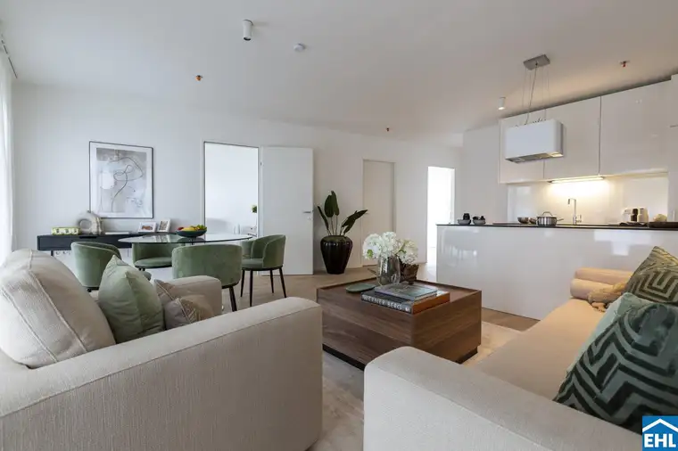 Sonnwendviertel: 1 Zimmer-Wohnung mit Balkon im 10. OG – Fitnessraum, Co-Working &amp; Rooftop-Terrasse inklusive!