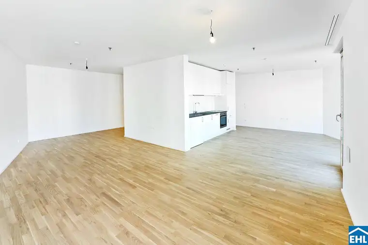 Sonnwendviertel: 1 Zimmer-Wohnung mit Balkon im 4. OG – Fitnessraum, Co-Working &amp; Rooftop-Terrasse inklusive!