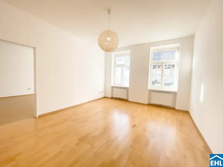 Charaktervolle 3-Zimmer-Altbauwohnung mit Sonnenausrichtung