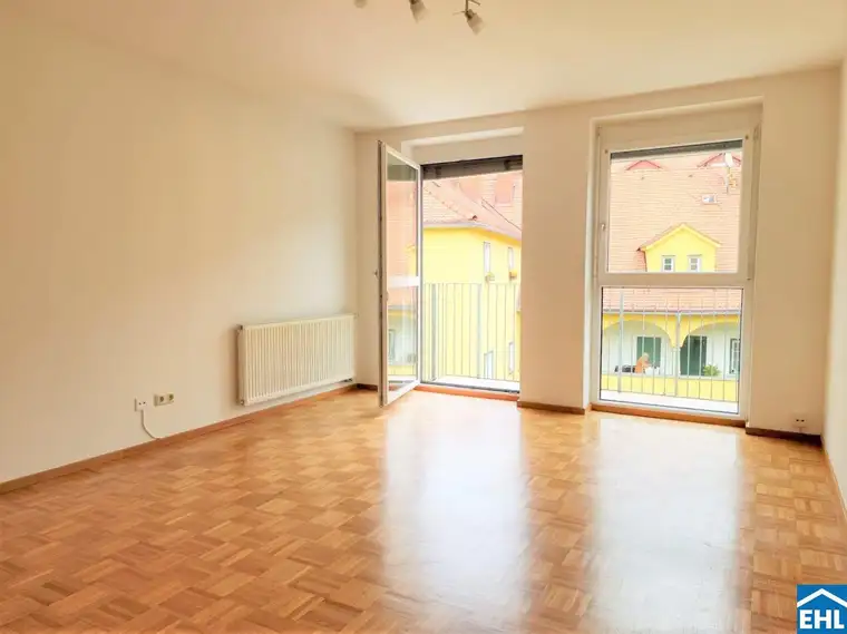 Singlehit mit Balkon nahe dem Jakominiplatz!