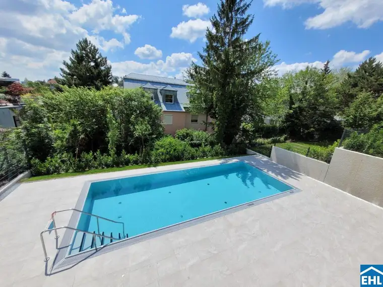 3-Zimmerwohnung mit Pool &amp; Eigengarten!