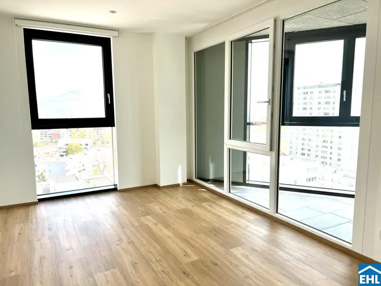 Urban Living mit Einbauküche &amp; Loggia im 18.OG ++ 2 Zimmer-Wohnung ab Juni 2025!