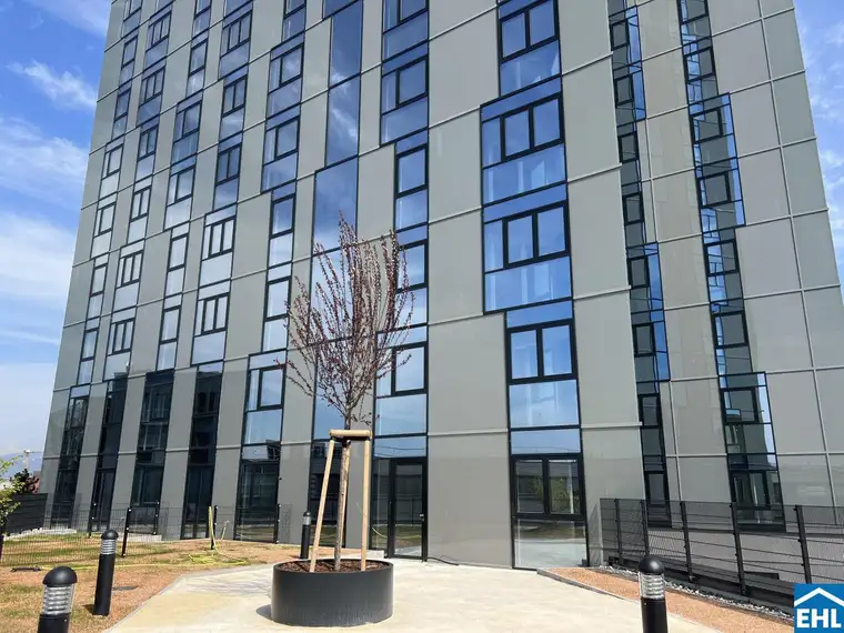 High Five Living im 18.OG – Modern und smart! Ihre neue Wohnung mit 3 getrennten Räumen!