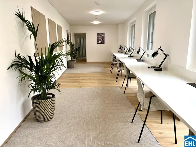 Helle 2-Zimmer-Wohnung mit Loggia und Fußbodenheizung im 19.OG – Urbaner Komfort im High Five!