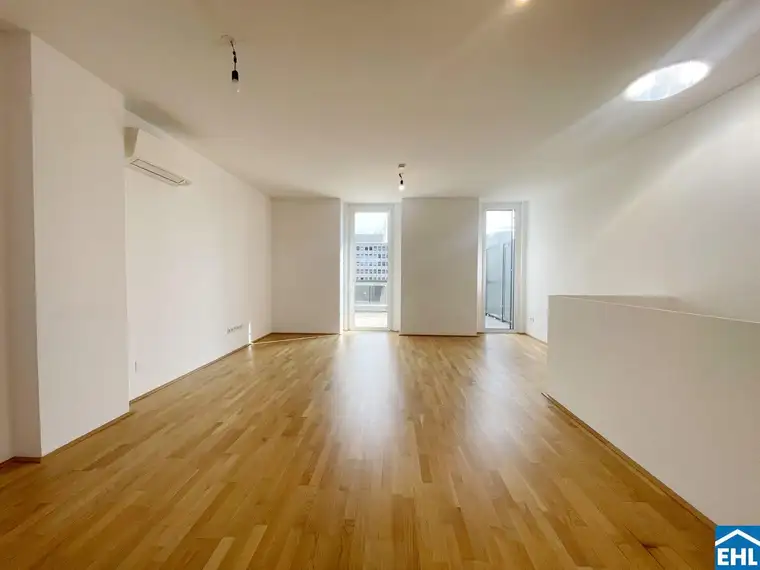 Dachgeschoß-Maisonette mit mehreren Freiflächen im Arsenal