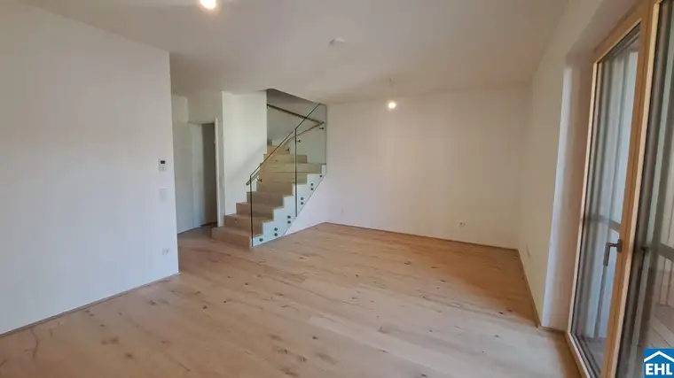 Sonnig Wohnen, Rosig Leben – Daheim in Neusiedl am See!