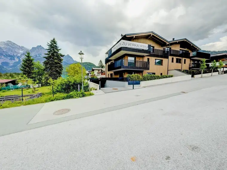 Hornblick Residenz – Ihre Penthouse-Maisonette mit Blick über die majestätische Bergwelt.