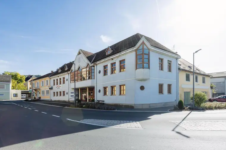 8342 Gnas - Ehemaliges Gemeindehaus zu verkaufen!